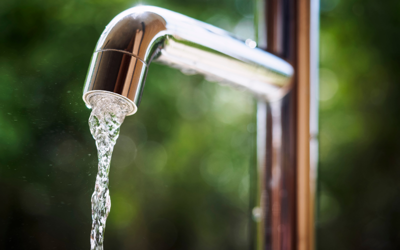 tap with running water